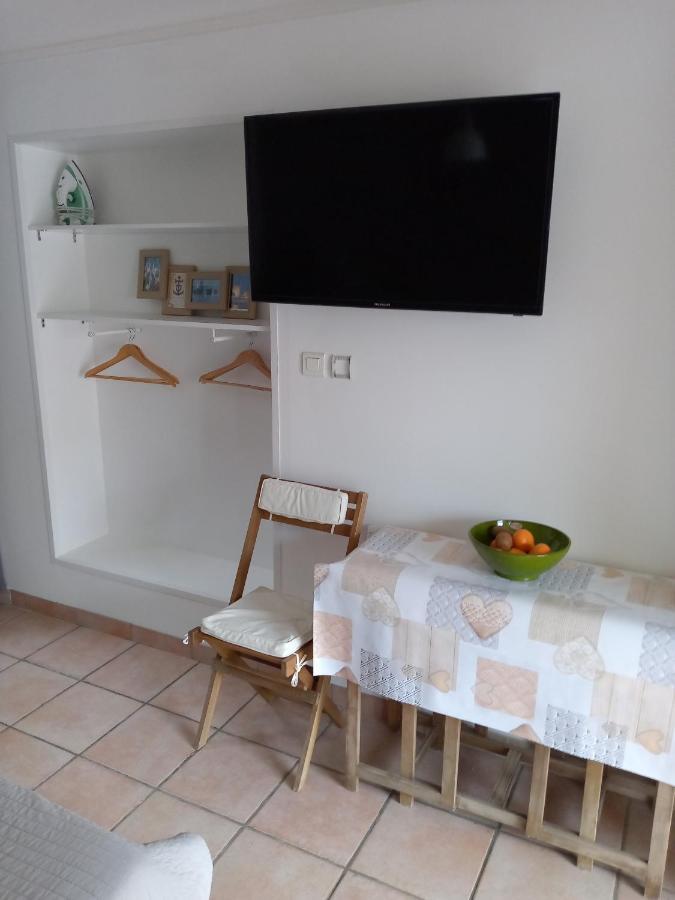 Aigues Mortes Studio De Vacances En Camargue ภายนอก รูปภาพ