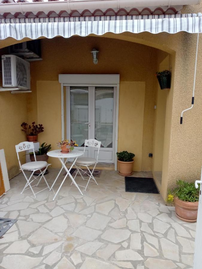 Aigues Mortes Studio De Vacances En Camargue ภายนอก รูปภาพ